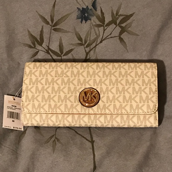 Fulton Flap Continental Wallet 